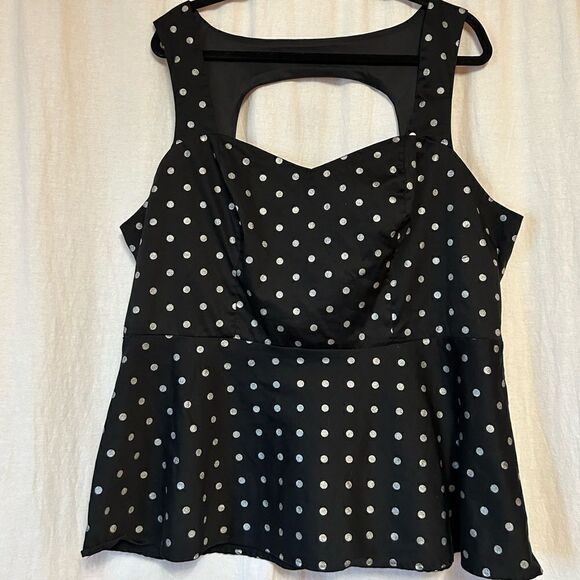 Torrid size 3 black white polka dots camisole zipper ruffled bottom - Picture 1 of 9
